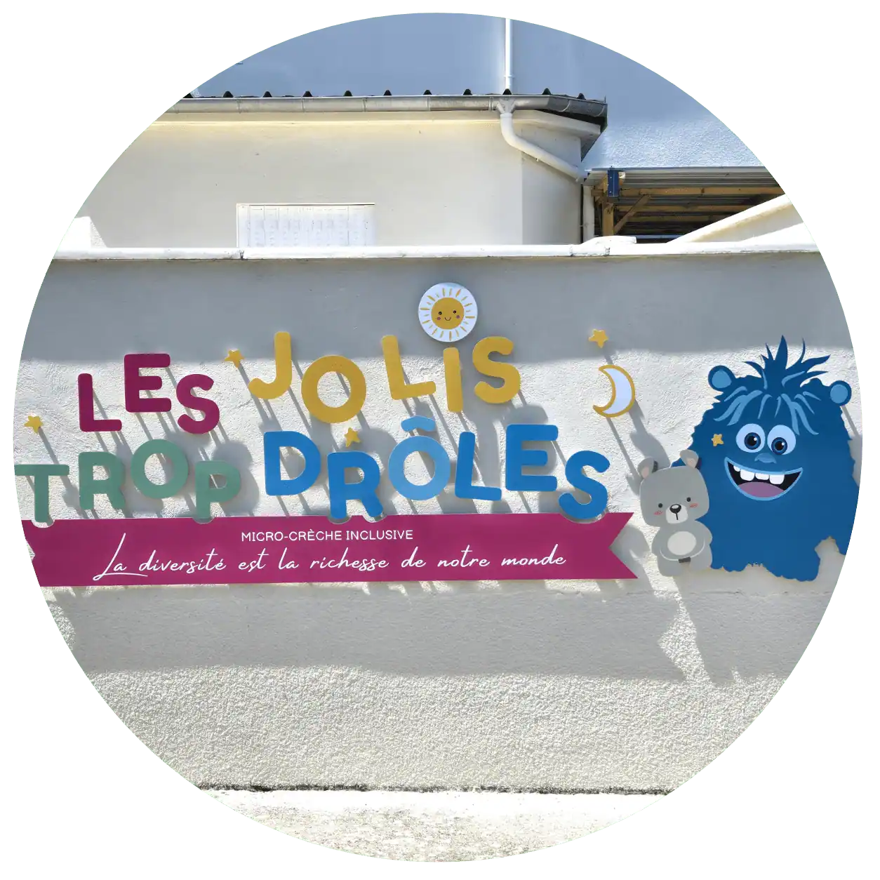 Enseigne en relief Les jolis trop drôles réalisée par Nexphasis informatique agence web Indre.